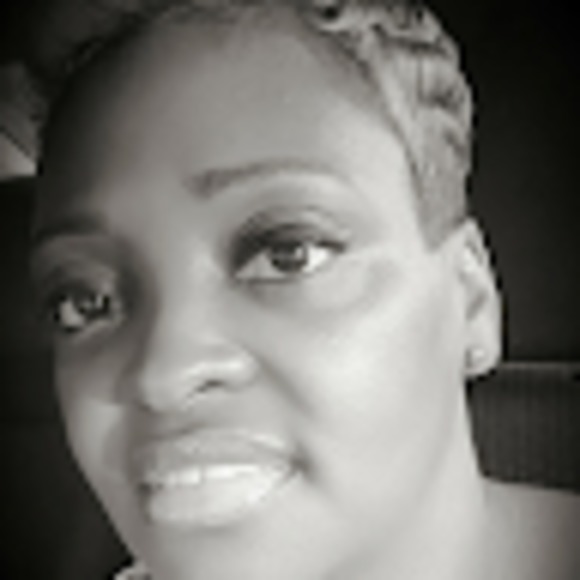 Meet your Posher, Tanya - Picture 1 of 1